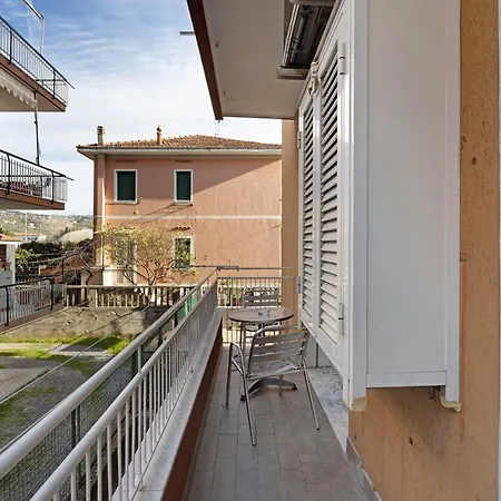 Victoria Maiolica Apartment Diano Marina